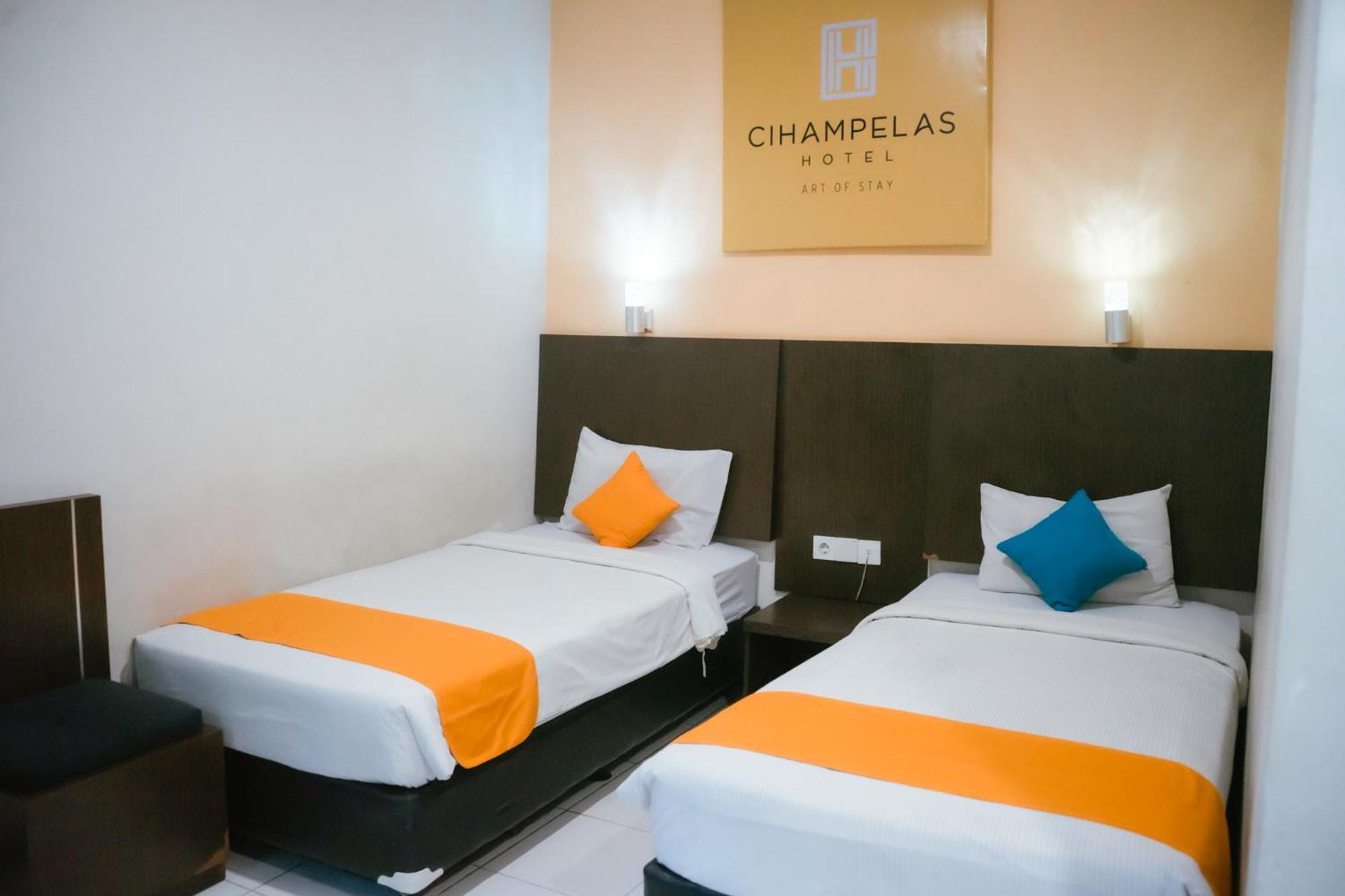 Cihampelas 1 *